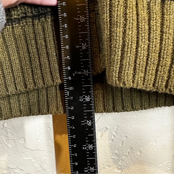 525 America Womens Button Front Leopard Print Cardigan Sweater Green Size Medium - Picture 9 of 9